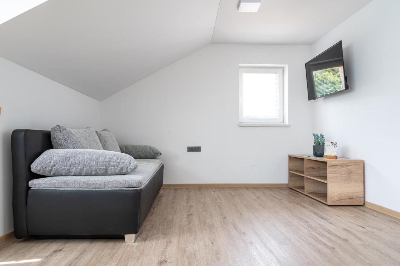 Apartament Apartmaji Mise Mezica Zewnętrze zdjęcie